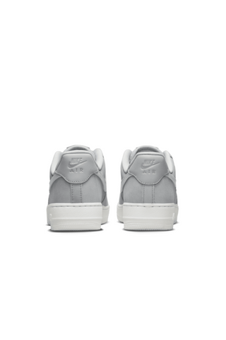 W AIR FORCE 1-001