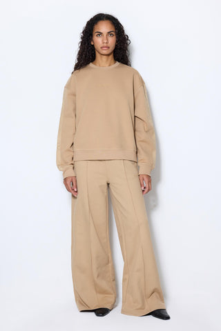 BASIC SWEATSHIRT