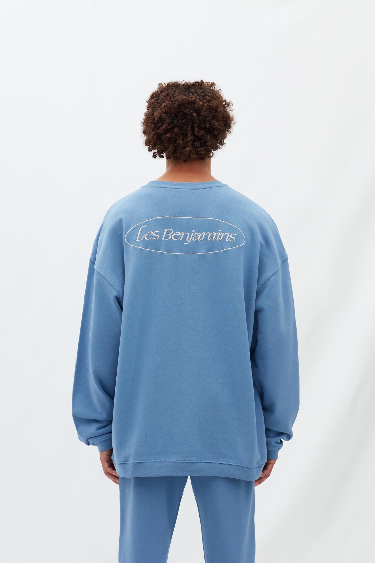 SWEATSHIRT 002